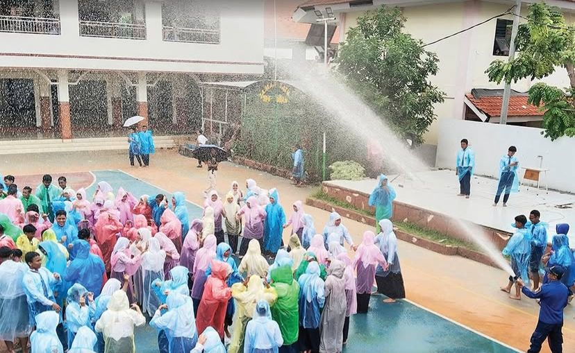 Sekolah di Surabaya Rayakan Kelulusan dengan Sederhana dan Edukatif