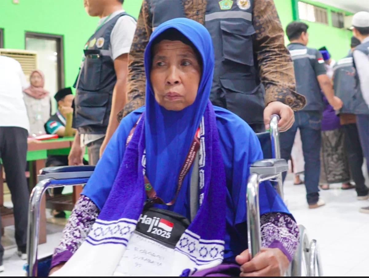 Marhamah, 104 tahun, jamaah haji tertua se-Jawa Timur asal Pamekasan. (Dokumentasi PPIH Embarkasi Surabaya)