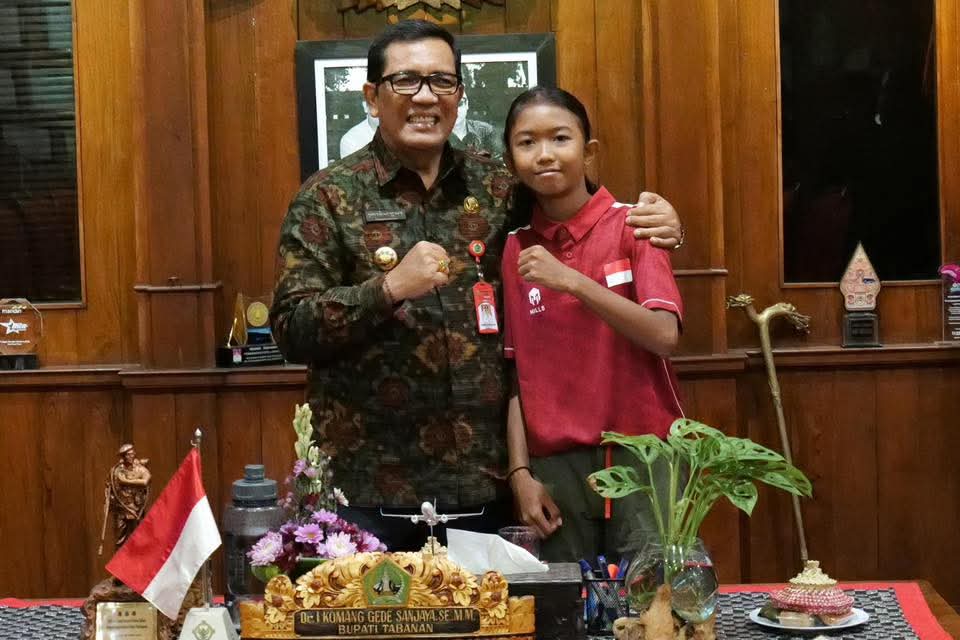 Putu Dyvania Teriana, ketika bertemu bupati tabanan