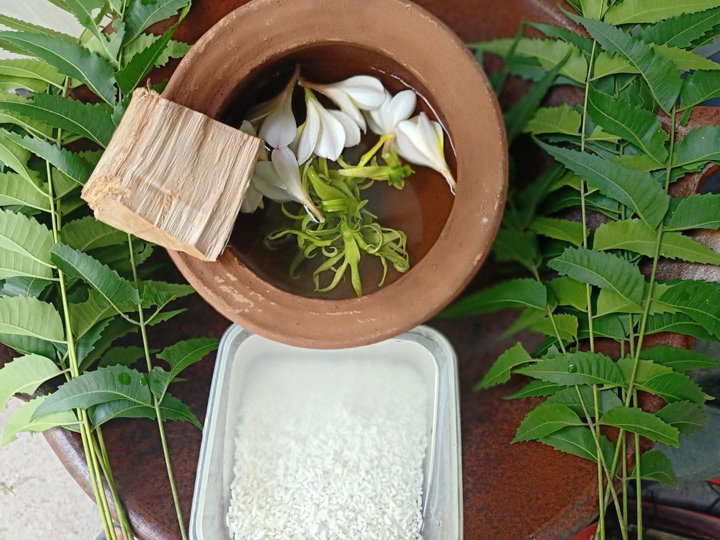 Boreh yang dibuat dari bahan alami cocok digunakan sebagai perawatan kecantikan alami
