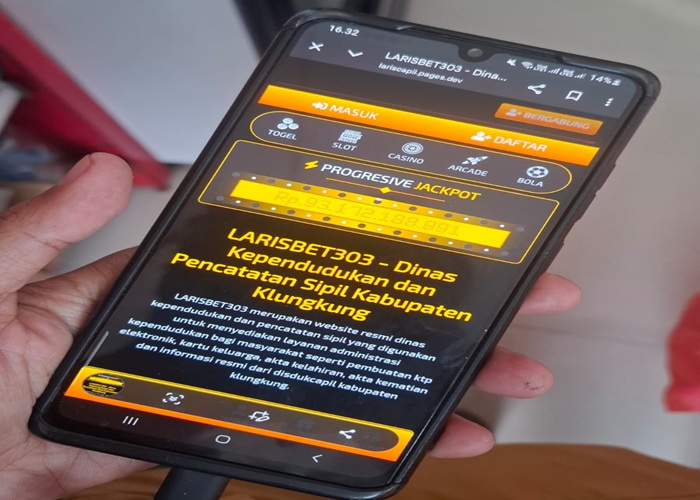 WASPADA : Situs judi online yang mencatut nama resmi website Dinas Kependudukan dan Pencatatan Sipil (Disdukcapil) Kabupaten Klungkung, Sabtu (7/6/2025).