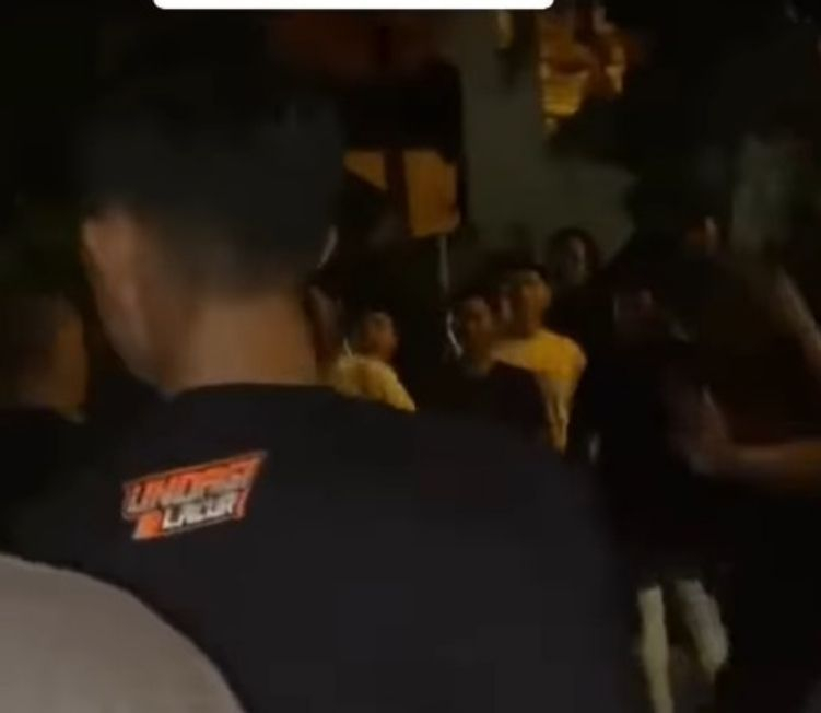 Media sosial kembali dibuat heboh dengan beredarnya video lama keributan di Nusa Dua Bali