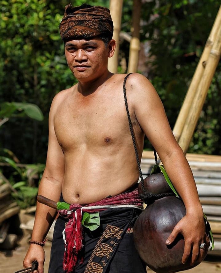 Putu Yuli Supriyandana, Pendiri Komunitas Kayoman Pedawa yang bergerak di bidang pelestarian lingkungan