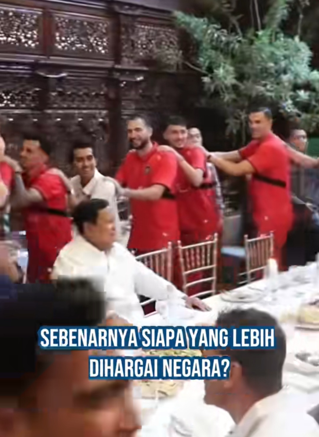 Timnas Sepak Bola Indonesia mendapat hadiah jam rolex dari Presiden Prabowo, membuat kecewa atlet wushu yang dipulangkan lewat zoom.