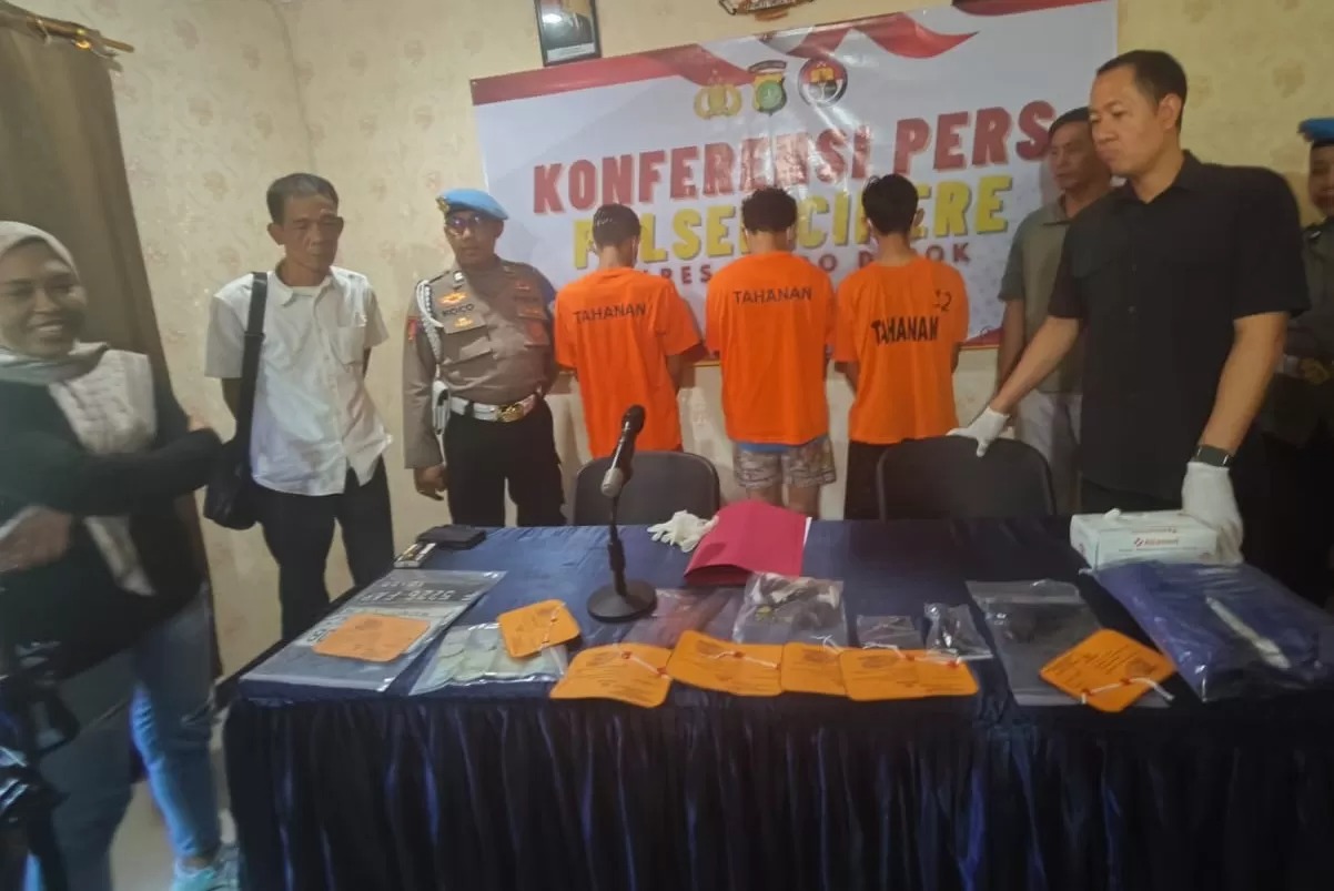Tiga tersangka curanmor diamankan anggota Polsek Cinere.