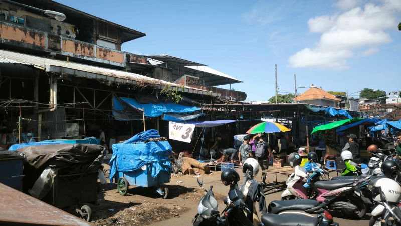 Pedagang di kawasan Terminal Kreneng, Denpasar akan dipindahkan ke lokasi baru.