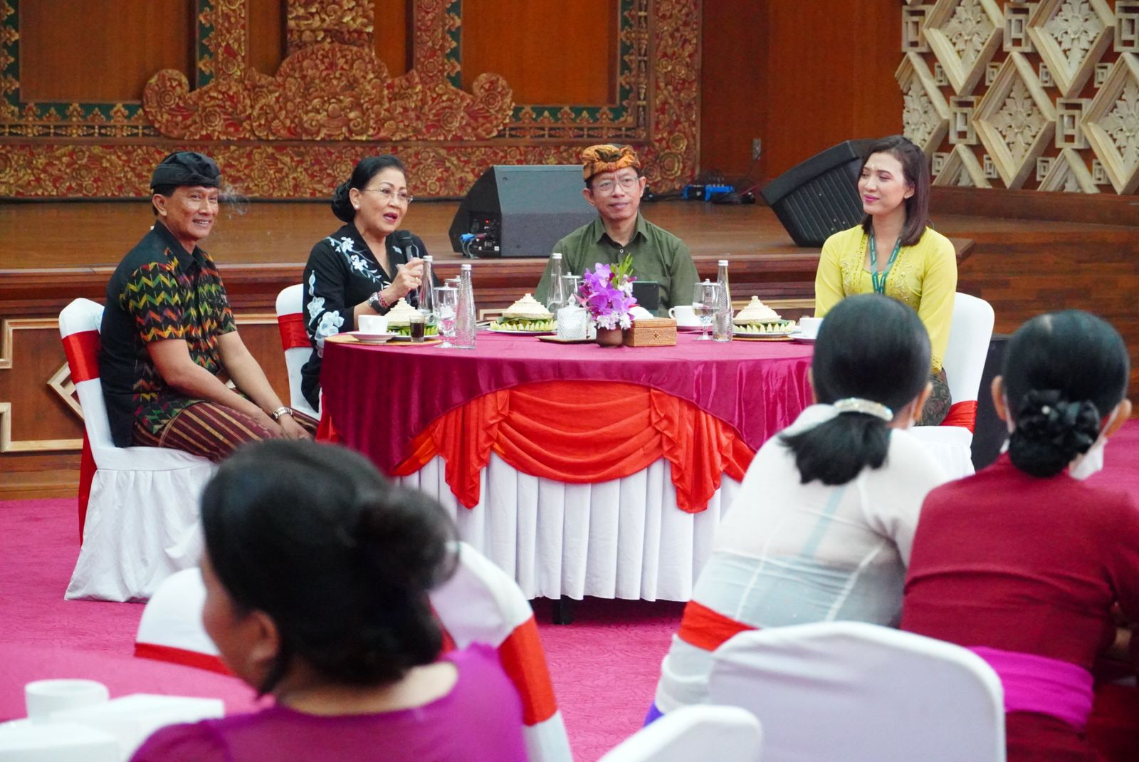 Putri Koster menggelar technical meeting Pameran Kuliner PKB 2025