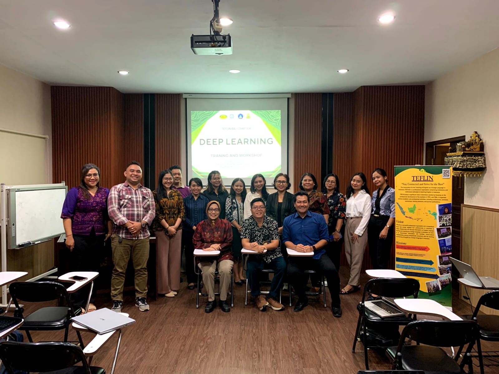 Sesi pelatihan dan lokakarya bertajuk Deep Learning dalam Pengajaran Bahasa Inggris yang diselenggarakan Teflin, Disdikpora dan sejumlah perguruan tinggi di Bali