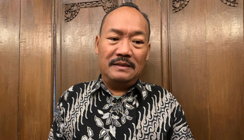 I Nyoman Sukra alias Nyoman Dolpin