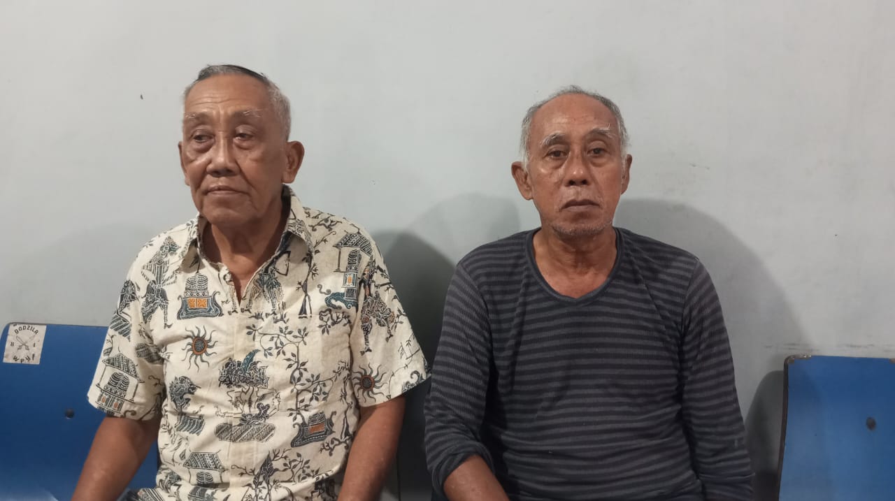 Ngakan Bawa (kiri) dan Wayan Suija (kanan).