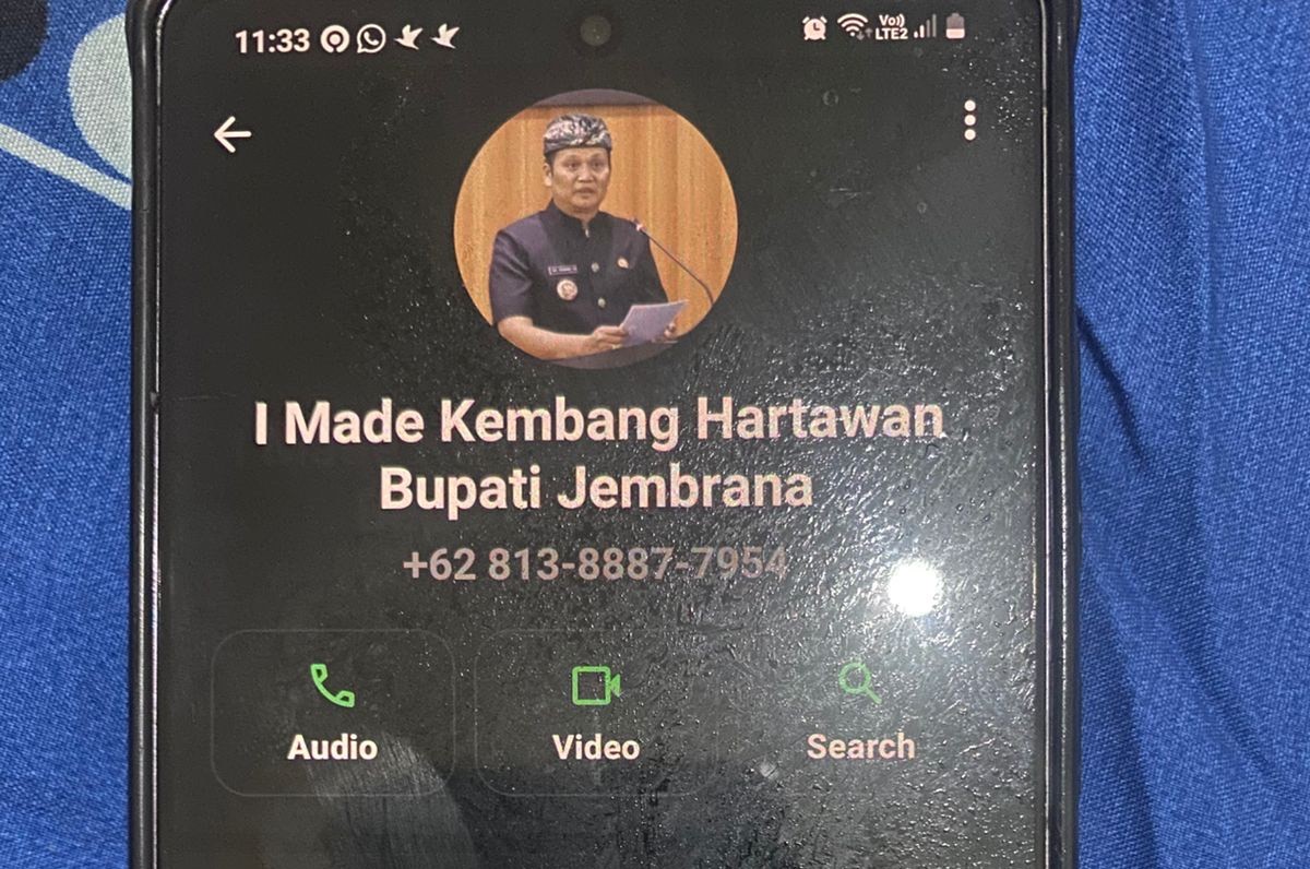 Tangkapan layar no whatsapp ang mengatasnamakan Bupati Jembrana I Made Kembang Hartawan.