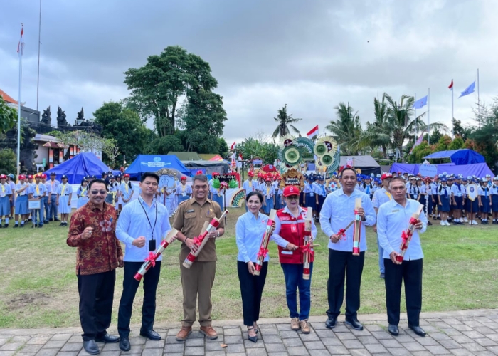 Kemah Bakti IX PMR PMI Kabupaten Gianyar Tahun 2025 resmi dibuka pada Senin (30/6) di Lapangan Desa Batuan Kaler, Kecamatan Sukawati.