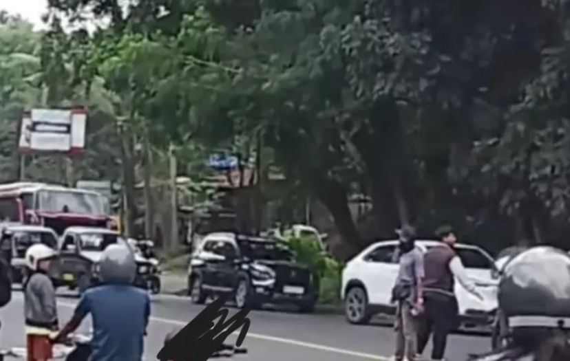 Terjadi kecelakaan Lalu Lintas di Jalan Raya Ahmad Yani Kediri Tabanan