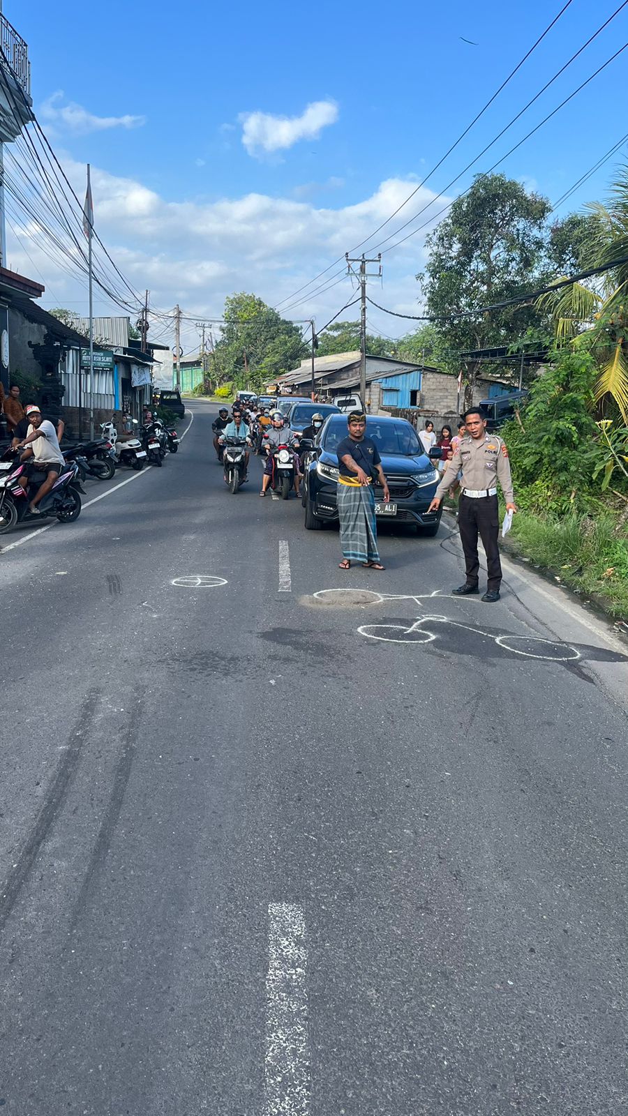 TKP: Lokasi kecelakaan maut yang menewaskan pemuda inisial DNSA. (Bali Express/Istimewa)