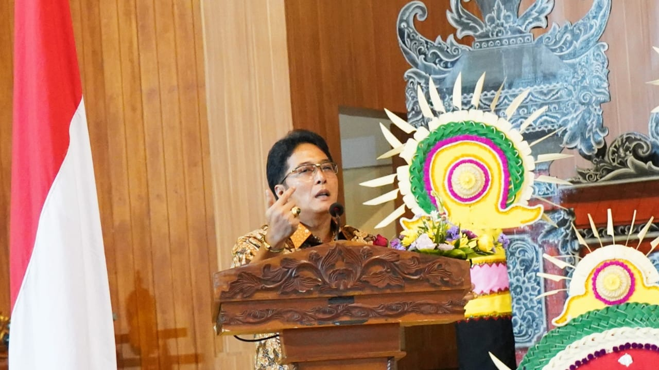 Nyoman Giri Prasta sekaligus sebagai pembina Ikal Lemhannas Bali