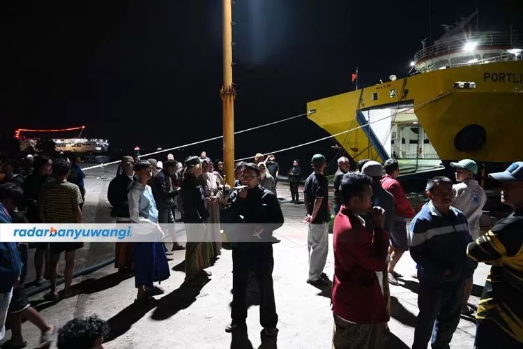 Tim SAR masih terus melakukan upaya pencarian korban tenggelam KMP Tunu Pratama Jaya