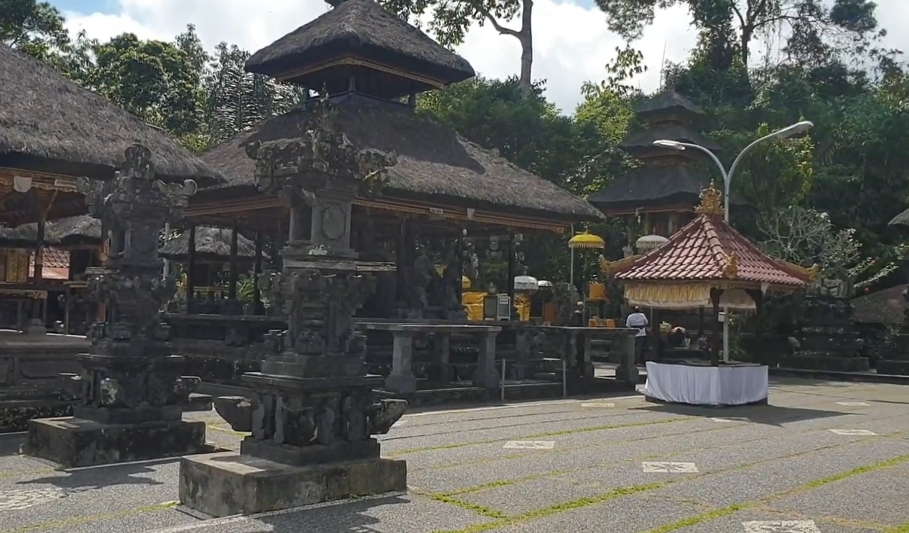 Pura Pucak Tedung di Desa Adat Kerta, Kecamatan Petang, Kabupaten Badung