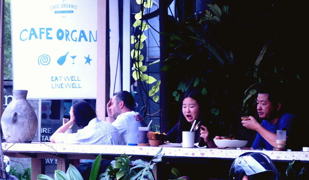 Suasana Cafe Organik di di Jalan Petitenget Nomor 99 Kerobokan, Kecamatan Kuta Utara, Kabupaten Badung, Jumat (4/7).