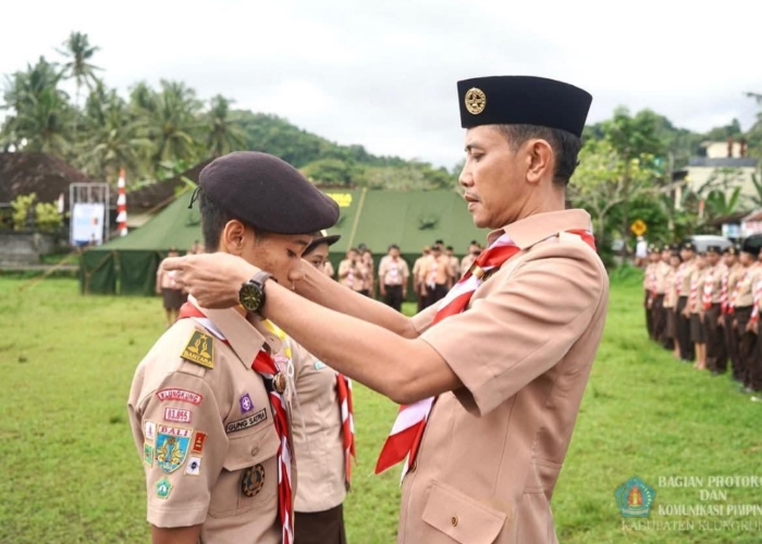 Wabup Klungkung Tjok Surya membuka  Klungkung Scout Creativity (KSC) VI dan Cangklung Camp Competition (C-3) II yang diselenggarakan oleh Kwartir Cabang Gerakan Pramuka Klungkung.