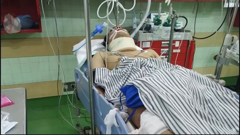 DONASI: Kondisi Kadek Wisnu Mahendrawan yang mengalami kecelakaan di Kerobokan dengan truk tangka.