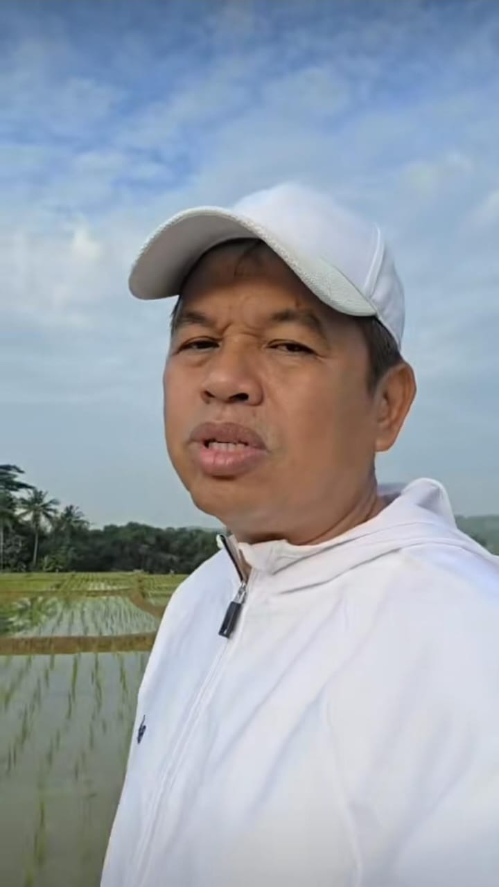 SOAL BANJIR: Kang Dedi Mulyadi soroti penyebab banjir, harus berani bongkar bangunan di hulu dan sepanjang sungai.
