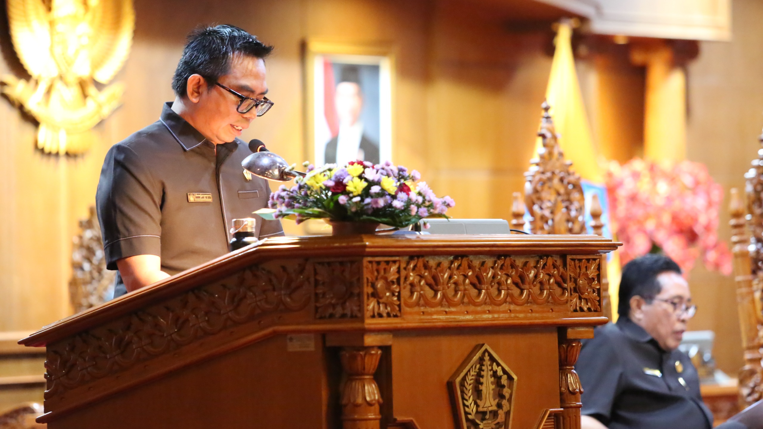 PEMBACAAN PU: DPRD Badung dalam rapat paripurna, Selasa (8/7).