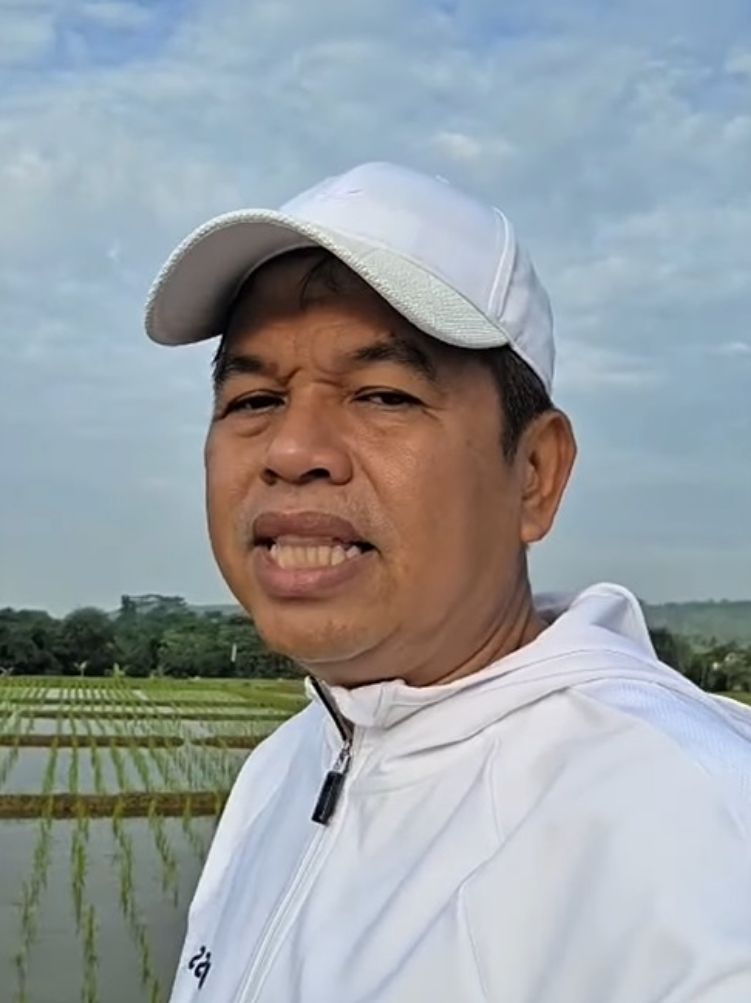 Dedi Mulyadi Serukan Bongkar Bangunan Bantaran Sungai
