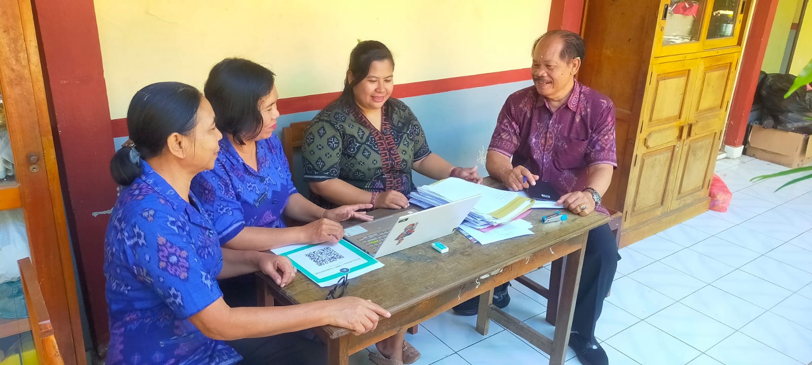 Suasana Sistsem Penerimaan Murid Baru (SPMB) Tahun Ajaran 2025/2026  di Buleleng yang secara umum berlangsung lancar