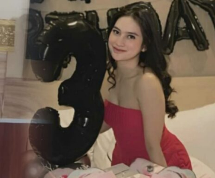 Sosok Misri, Perempuan Cantik Terseret Kasus Kematian Brigadir Nurhadi