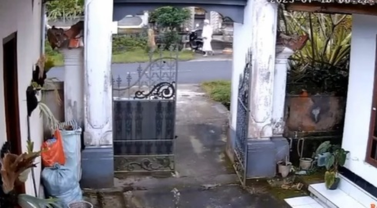 Terekam CCTV Detik-Detik Truk Pengangkut Semen Tewaskan 4 Orang