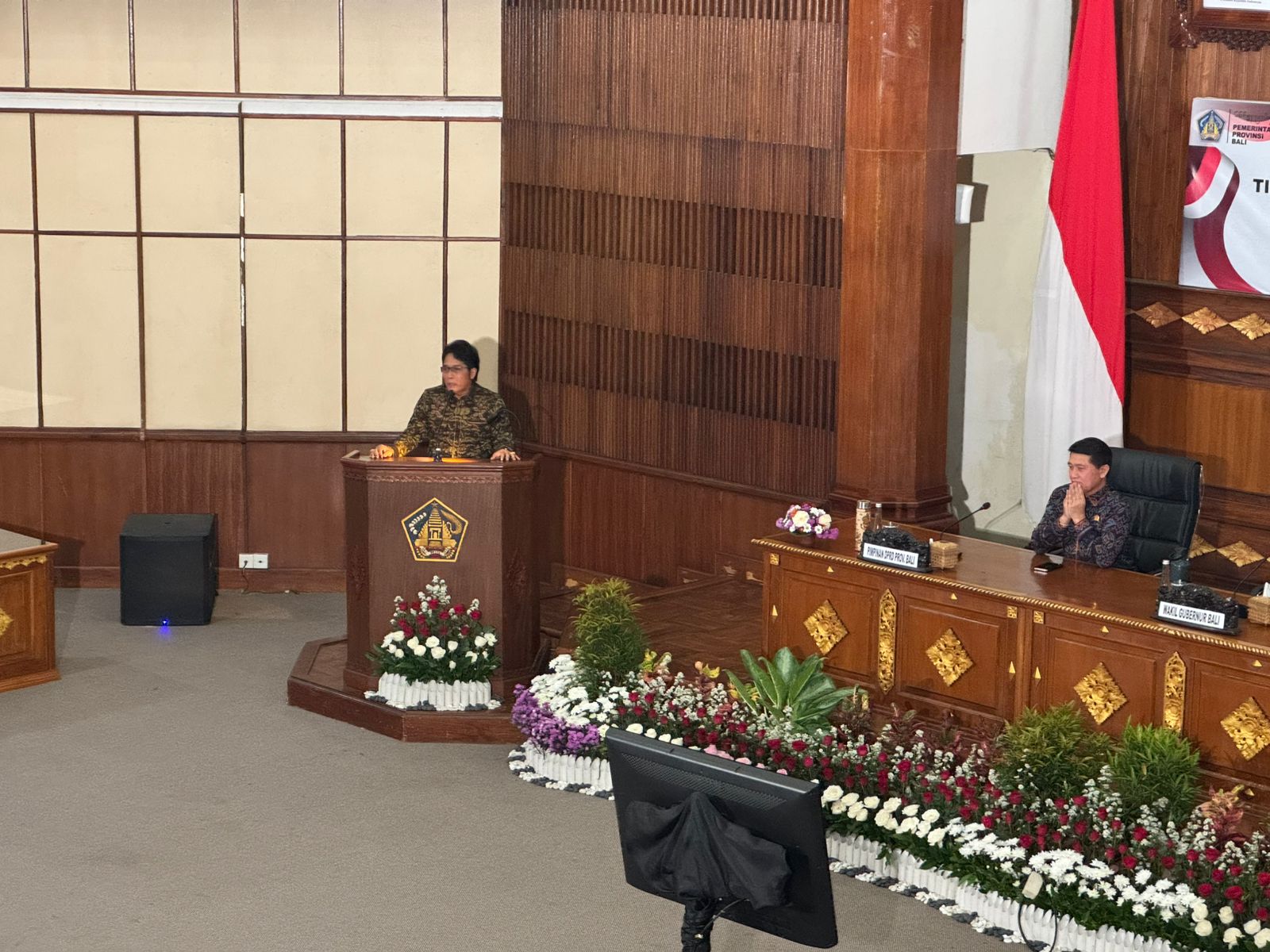 BEDAH RUMAH: Wakil Gubernur Bali, I Nyoman Giri Prasta, dalam sambutannya saat membuka rapat koordinasi Tim Koordinasi Penanggulangan Kemiskinan (TKPK) Provinsi Bali Tahun 2025 bertempat di WSU