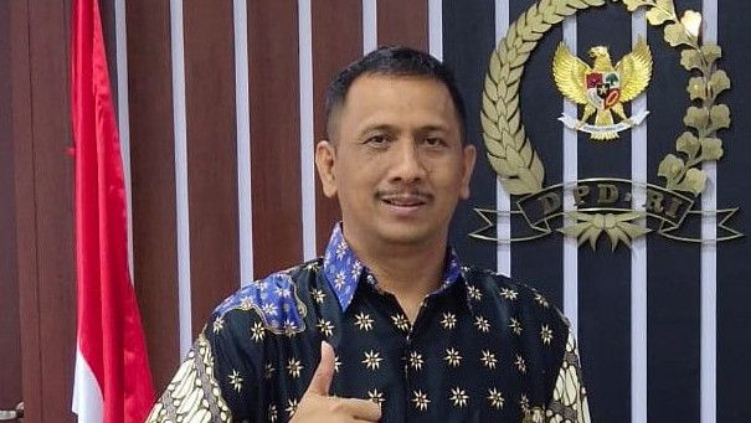 Politisi senior Pasek Suardika turut berkomentar terkait isu MDA diduga ikut campur internal desa adat