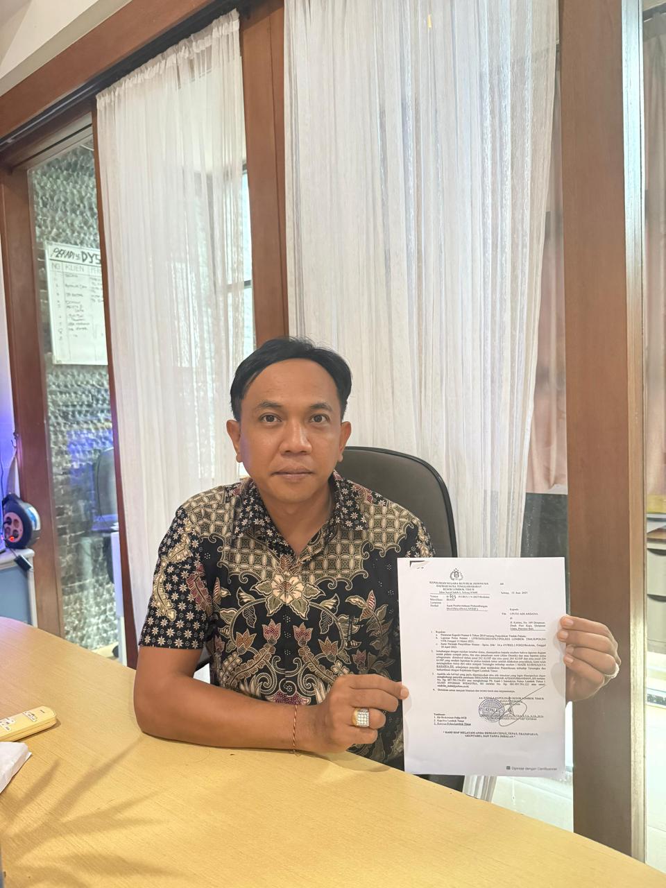 Kuasa hukum pelapor, I Komang Darmayasa, S.H., M.H., dari DYS Law Office. (Bali Express/Istimewa)