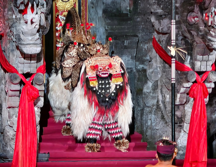 Penampilan Bapang Barong Ket dari Sanggar Kayonan Duta Kabupaten Klungkung