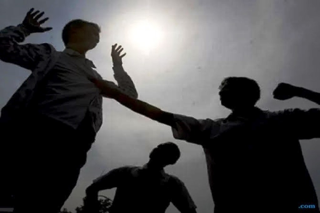 Ilustrasi pengeroyokan