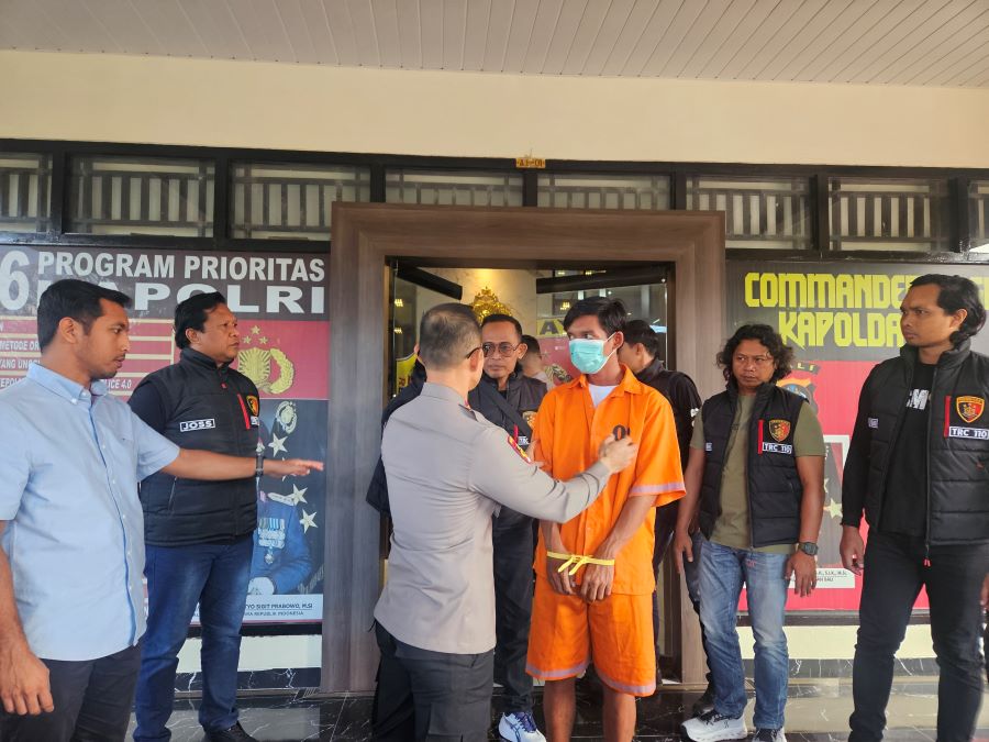 Polres Karangasem melaksanakan rilis pengungkapan kasus dugaan penganiayaan hingga mengalami luka berat, Selasa (22/7/2025).