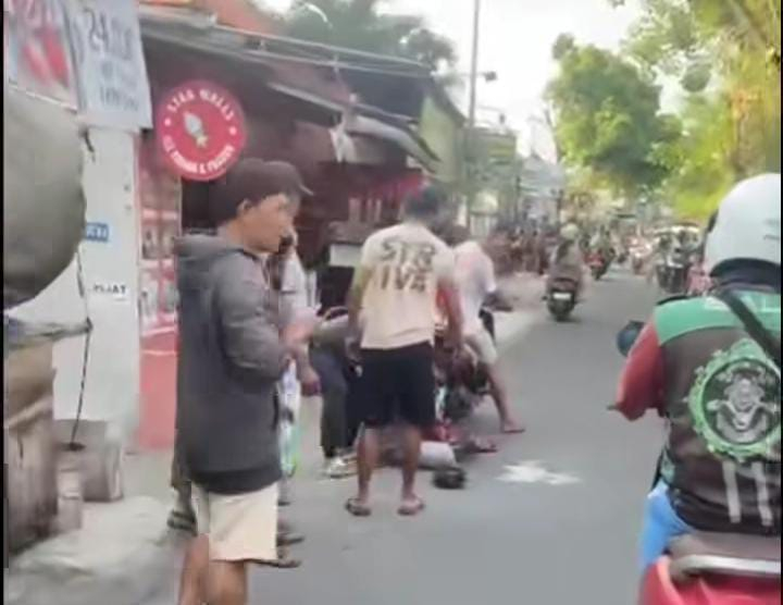 Pria Pengamen di Denpasar Diduga Lukai Diri Sendiri Saat Mabuk