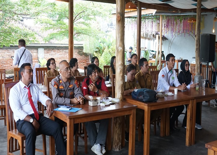 EDUKASI : Rapat Koordinasi Lintas Sektor Pelaksanaan Teknis Pendidik Sebaya Anti Narkotika yang digelar di Klungkung, Senin (28/7/2025).