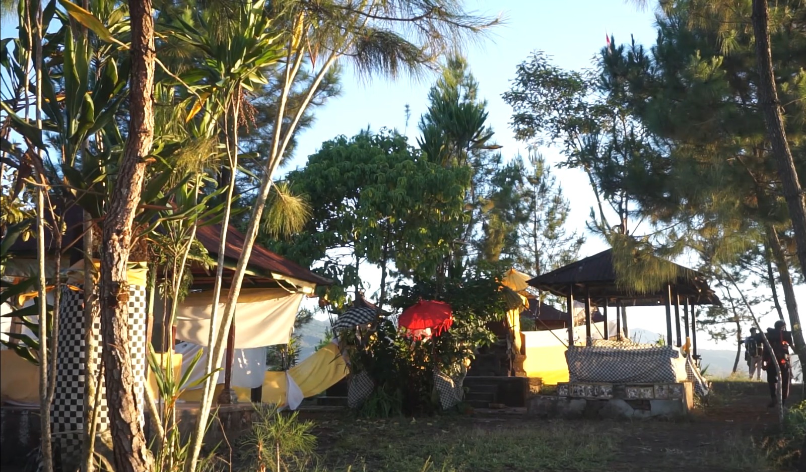 Pura Pucak Cemara Geseng