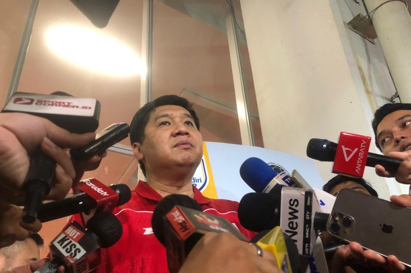Menteri Perumahan dan Kawasan Permukiman Maruarar Sirait setelah pertandingan timnas U-23 Indonesia vs timnas U-23 Vietnam di Stadion Utama Gelora Bung Karno (SUGBK), Jakarta, Selasa (29/7/2025).