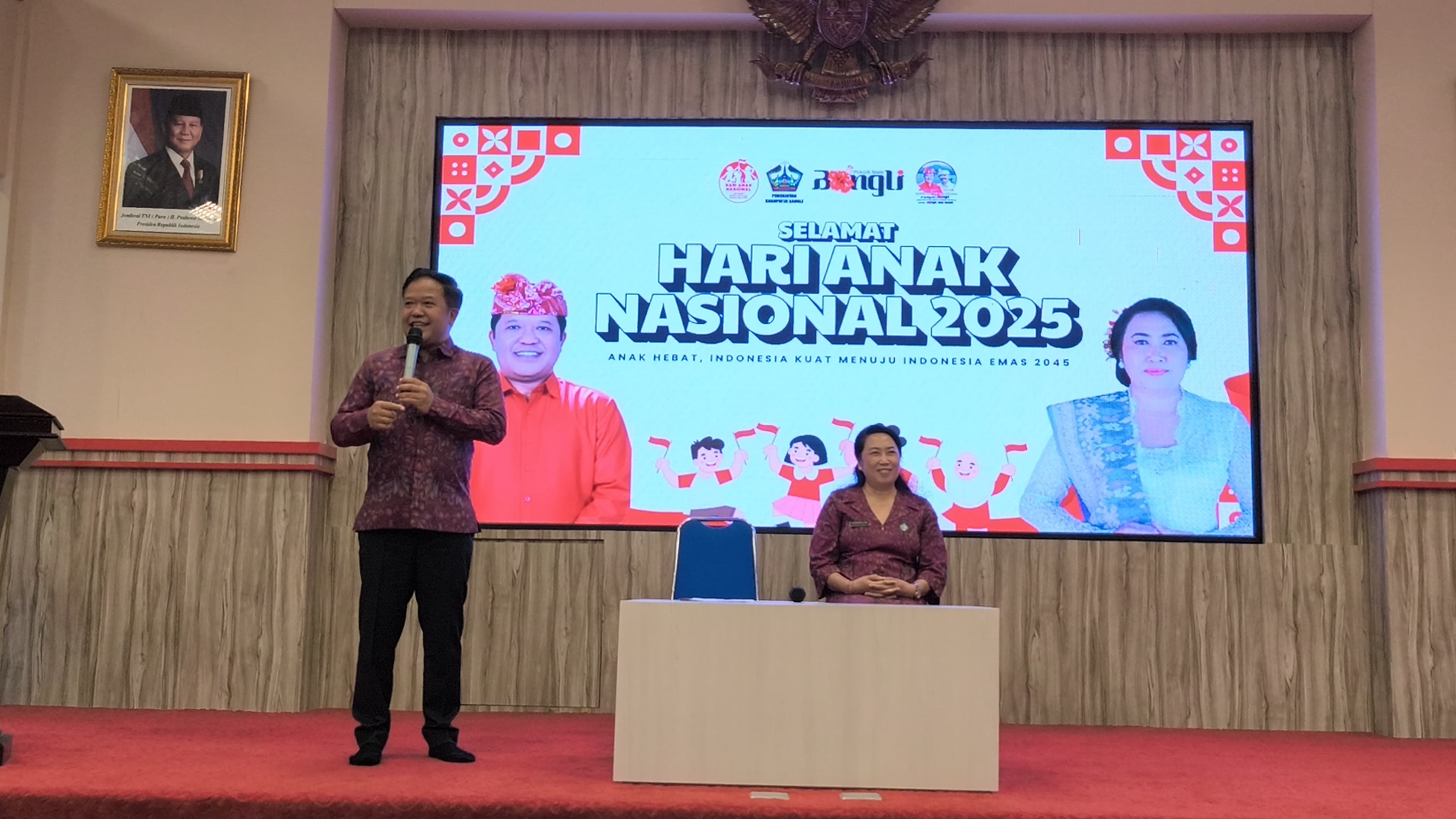 Bupati Bangli Sang Nyoman Sedana Arta hadir dalam peringatan Hari Anak Nasional (HAN) di Gedung Bhukti Mukti Bhakti (BMB), Kantor Bupati Bangli, Rabu (30/7/2025).