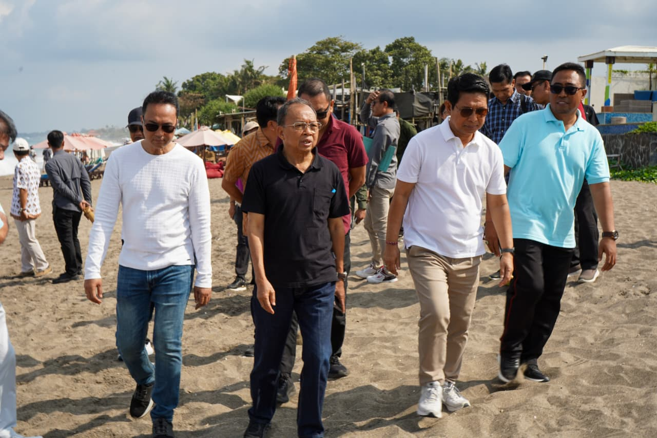 Gubernur Koster Sidak Resort Baru di Pantai Berawa