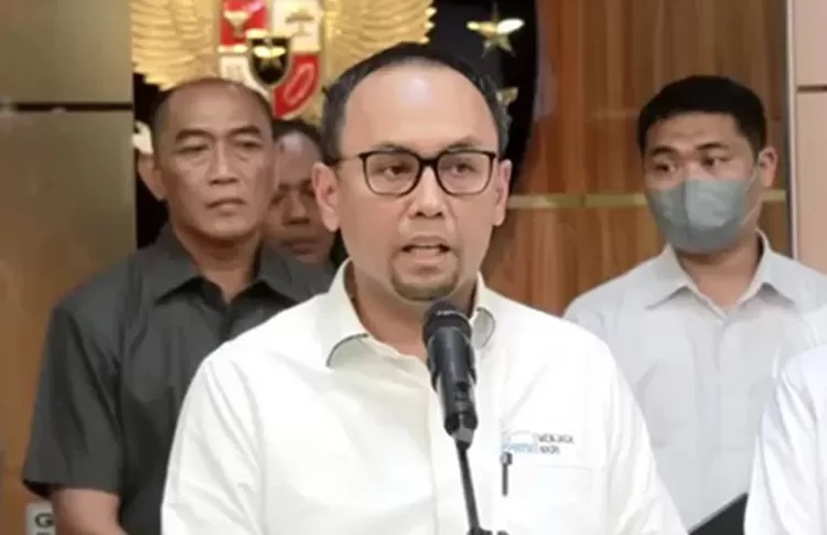 PPATK ungkap 27 Ribu Pegawai BUMN hingga Dokter Tercatat Terima Bansos