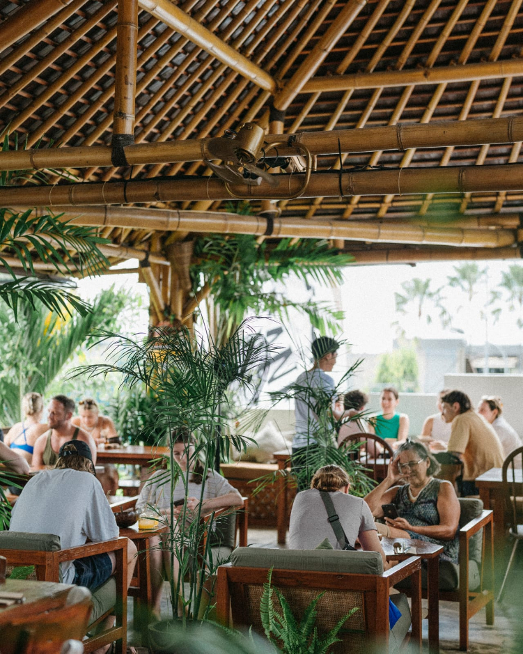 Berbagai menu di HUT Bali Seminyak
