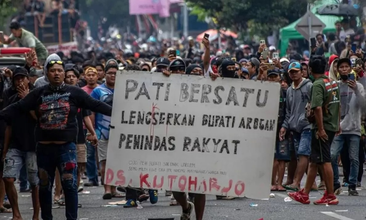 Demo di Pati berakhir ricuh