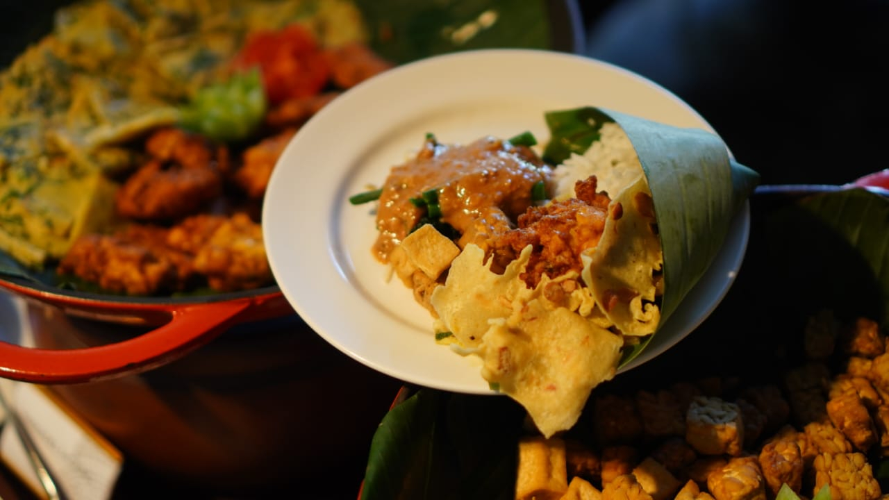 Aneka menu Taste of Nusantara dari Golden Tulip Jineng Resort Bali