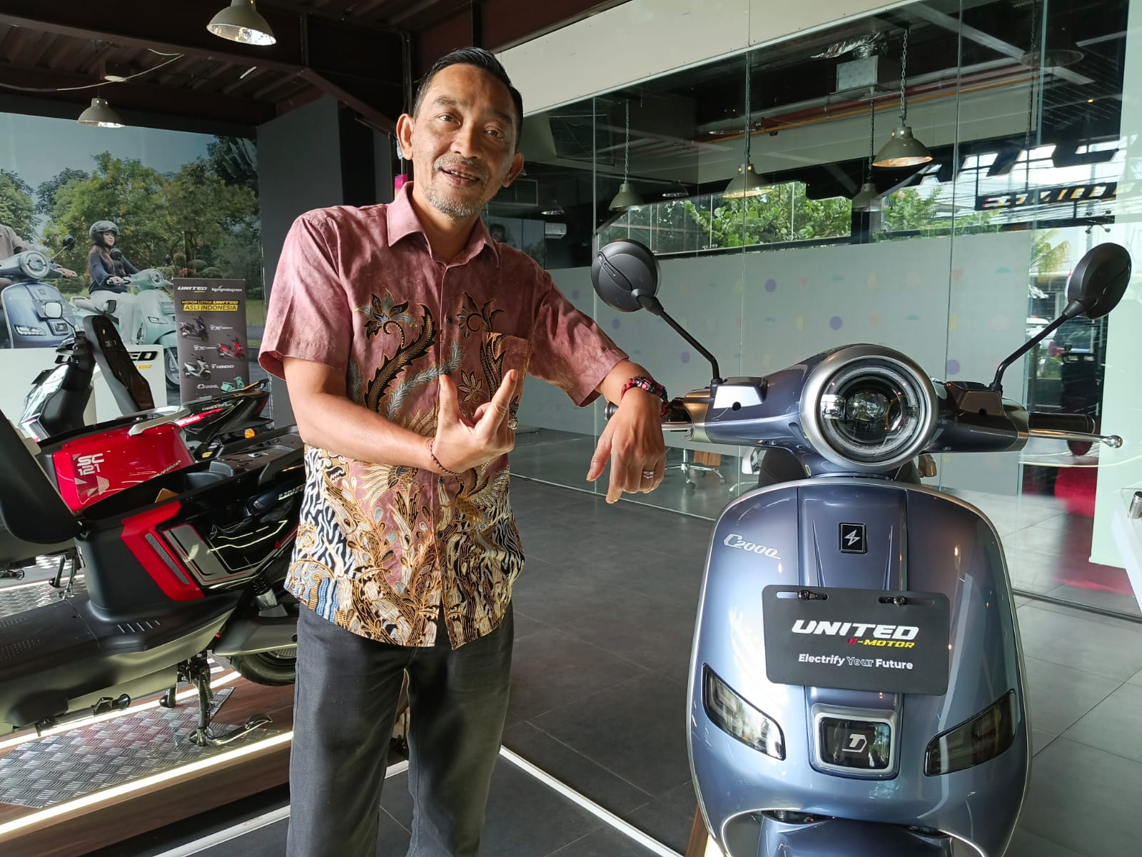 Made Pradhana Sila, Manager EV Bali