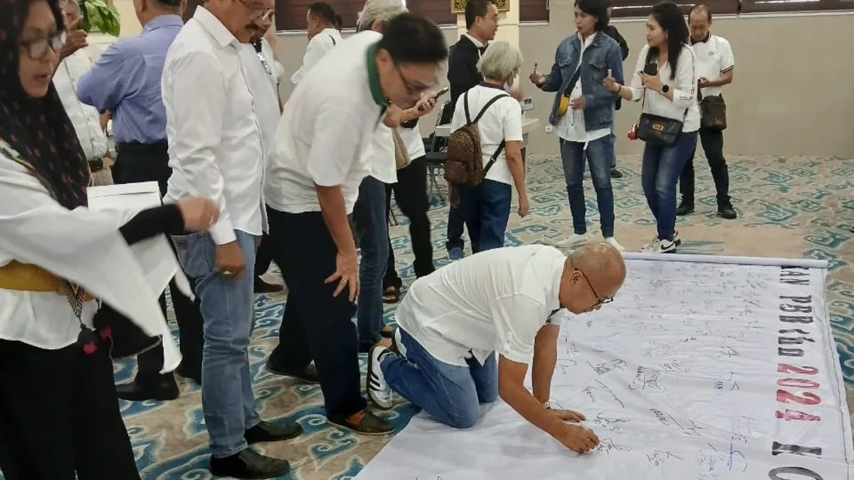 Aksi demonstrasi menolak kenaikan PBB yang ugal-ugalan beberapa waktu lalu.