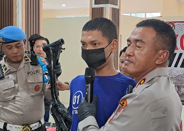 Pemuda asal Solo gelapkan motor rekannya dan akhienya ditahan kepolisian.