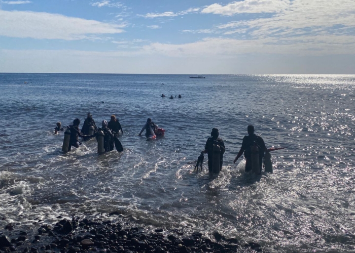 KUNJUNGAN : Aktivitas wisata selam dan snorkeling di Pantai Tulamben, Kecamatan Kubu, Karangasem, mengalami lonjakan signifikan.